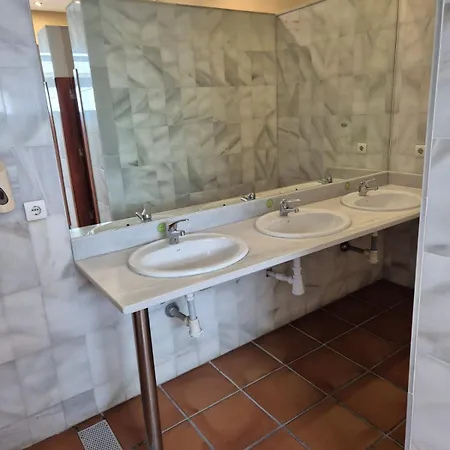 Hotel na wodzie Yate *