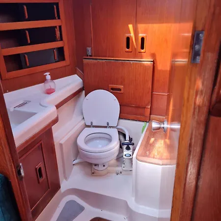 Yate Hotel en barco